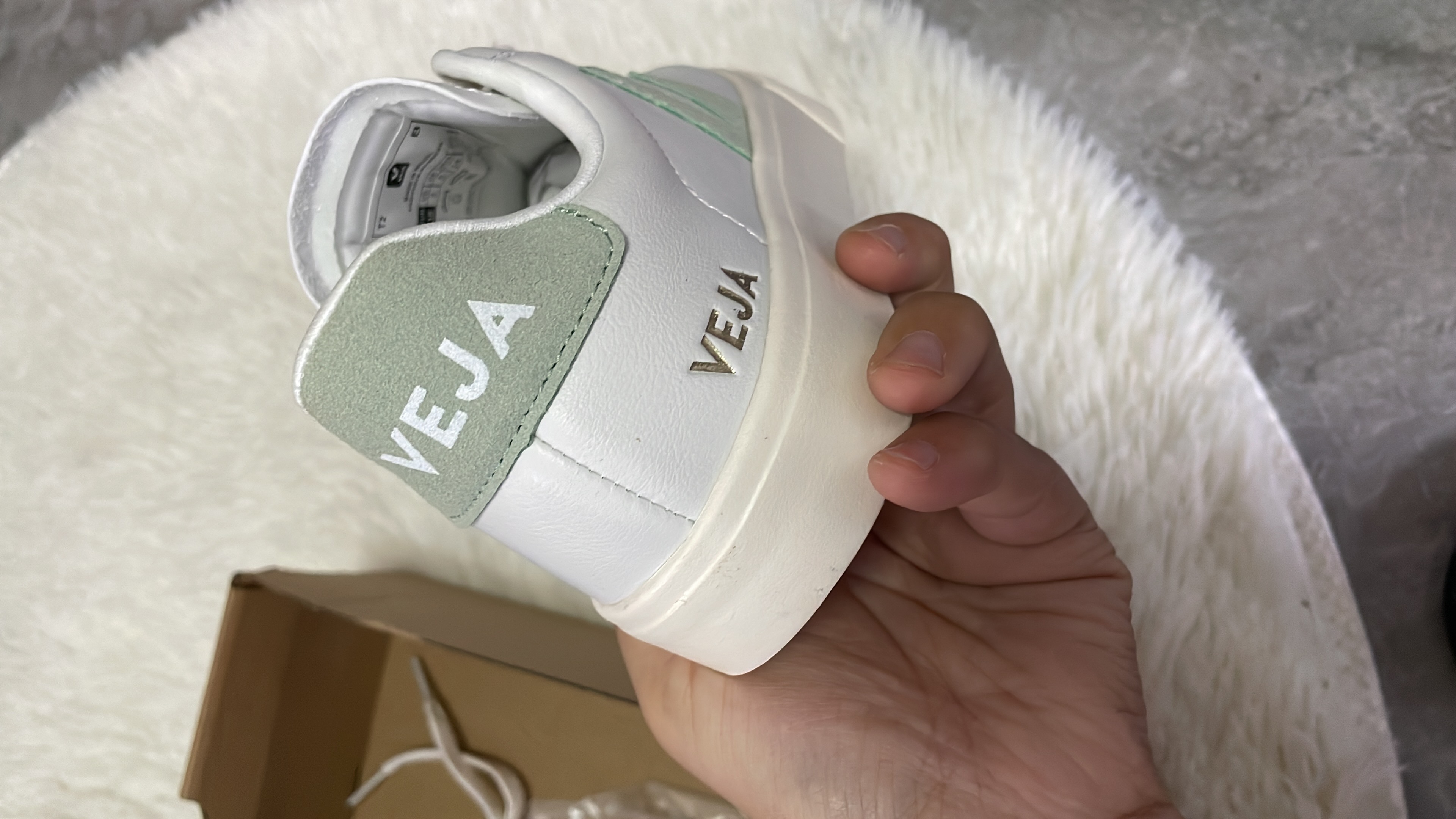 38$ Veja Campo size 36-45 319860 MMK2506 — detail 4